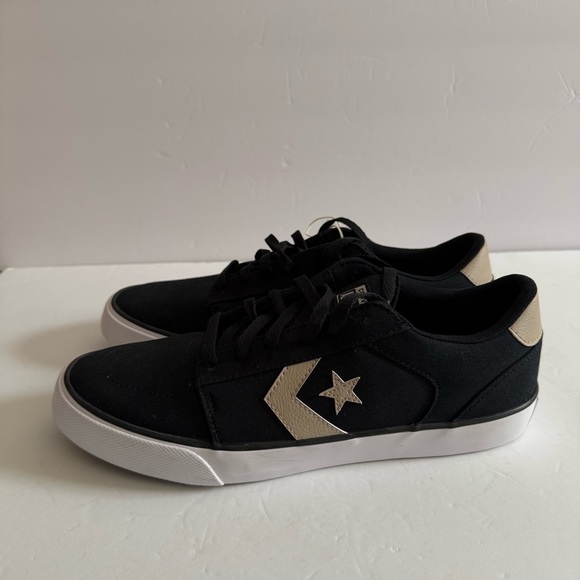 Converse Sneakers Black and Tan Sneakers men 11.5 women 13 - Picture 2 of 12